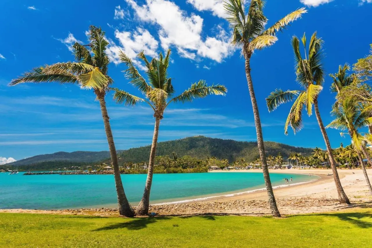Ocean View Apartment 49 Airlie Beach