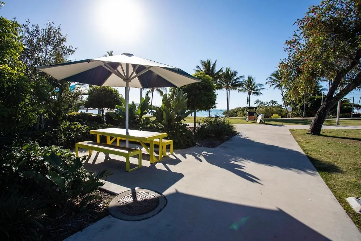 Ocean View Apartment 49 Airlie Beach