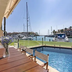 waterside-marina-apartment.es-andalucia.com/